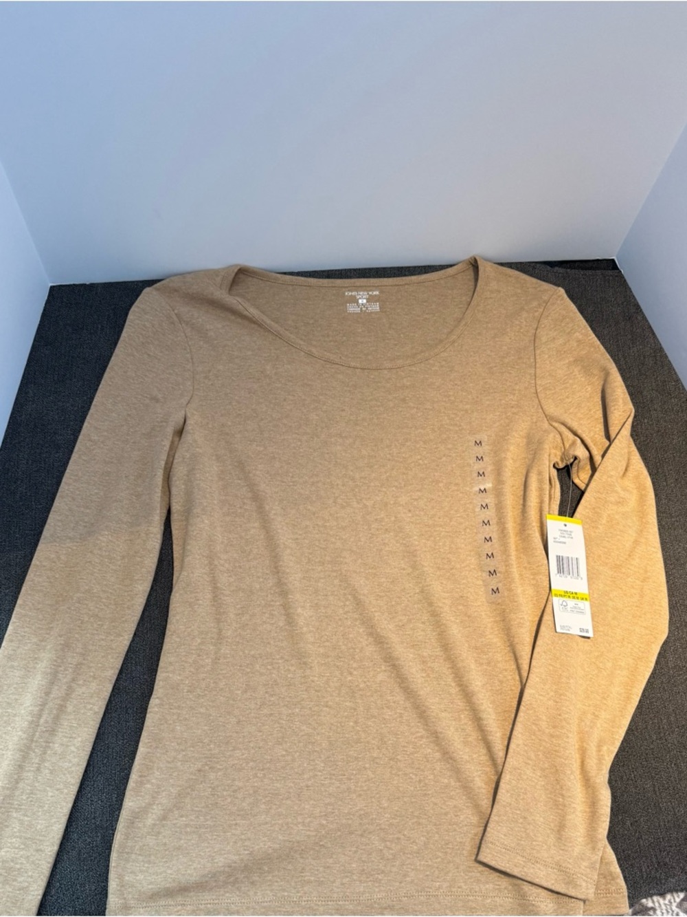 NWT JONES NEW YORK Women's Knit Scoop Neck Pullover Top Beige Long Sleeve Size M